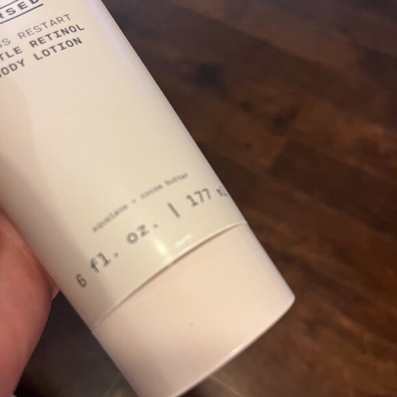 Versed Skincare Gentle Retinol Body Lotion - Picture 3 of 4